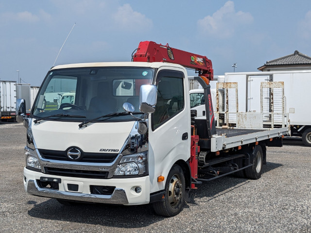 HINO DUTRO 2018