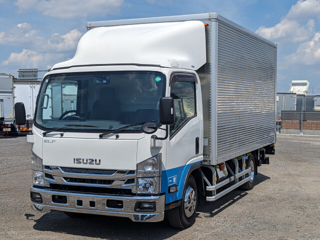 ISUZU ELF UT 2018