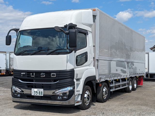 MITSUBISHI SUPER GREAT 2025