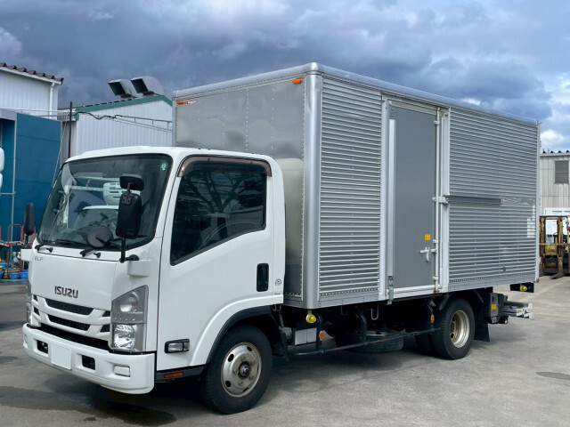 ISUZU ELF UT 2020